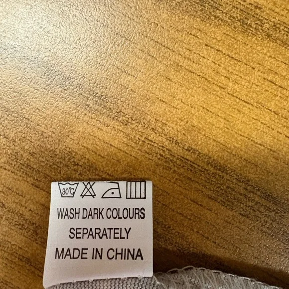 Cream and Gray Relaxed Short Sleeve Tee - Picture 3 of 4